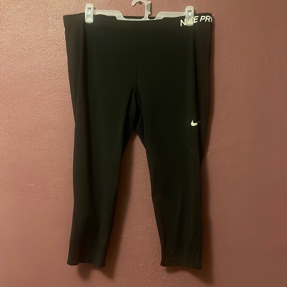 Black Nike Pro Leggings